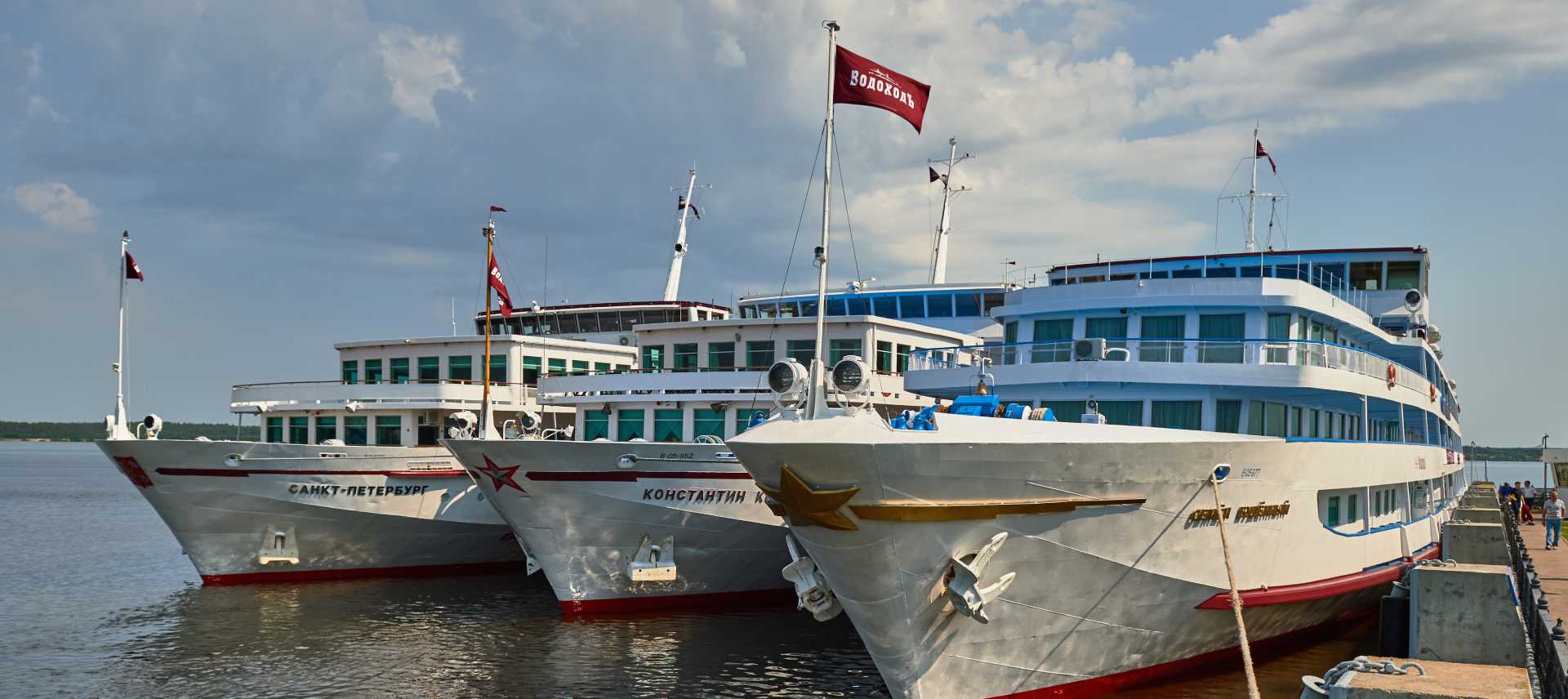 «ВОДОХОДЪ» ПЕРВЫМ В РОССИИ ОТКРЫЛ СЕЗОН РЕЧНЫХ ПУТЕШЕСТВИЙ