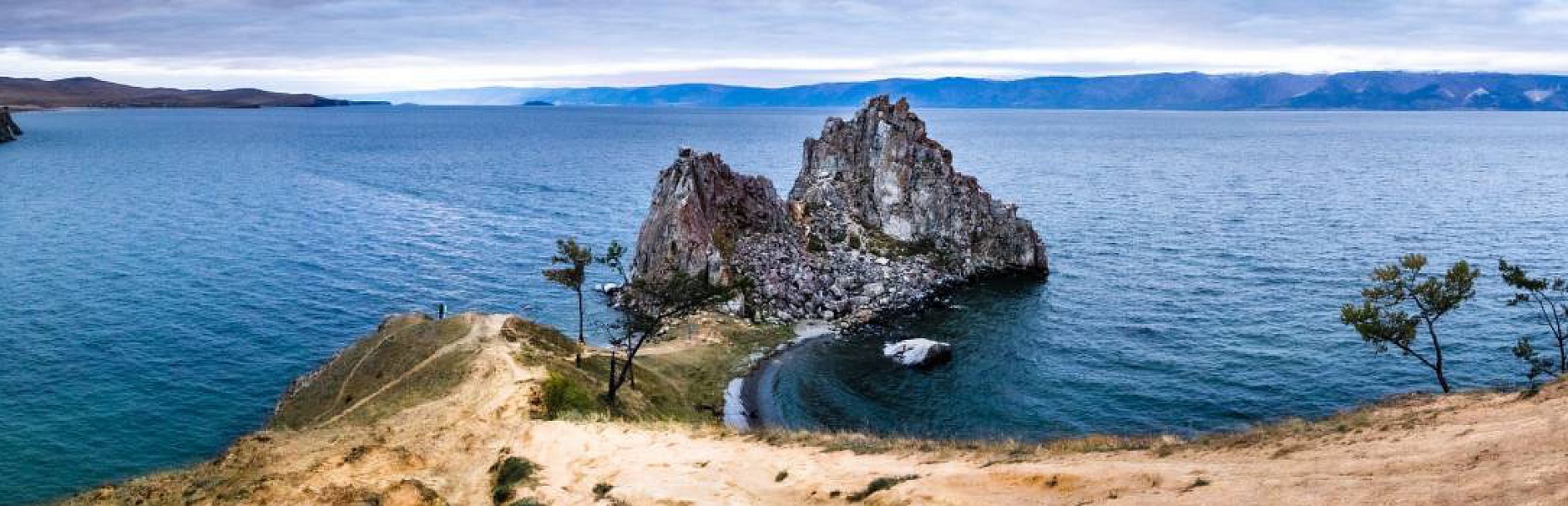 Самые красивые места в России для летних путешествий