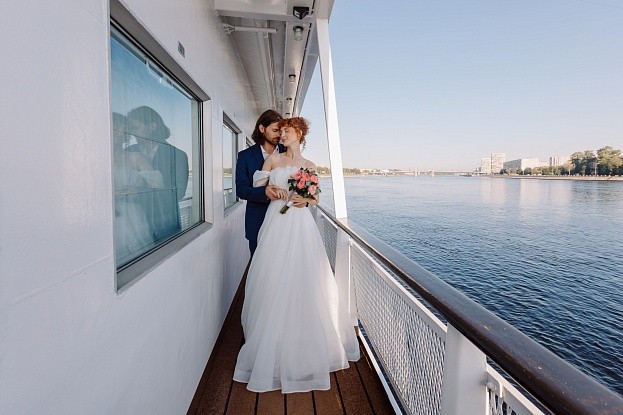 Свадебное путешествие в речном круизе