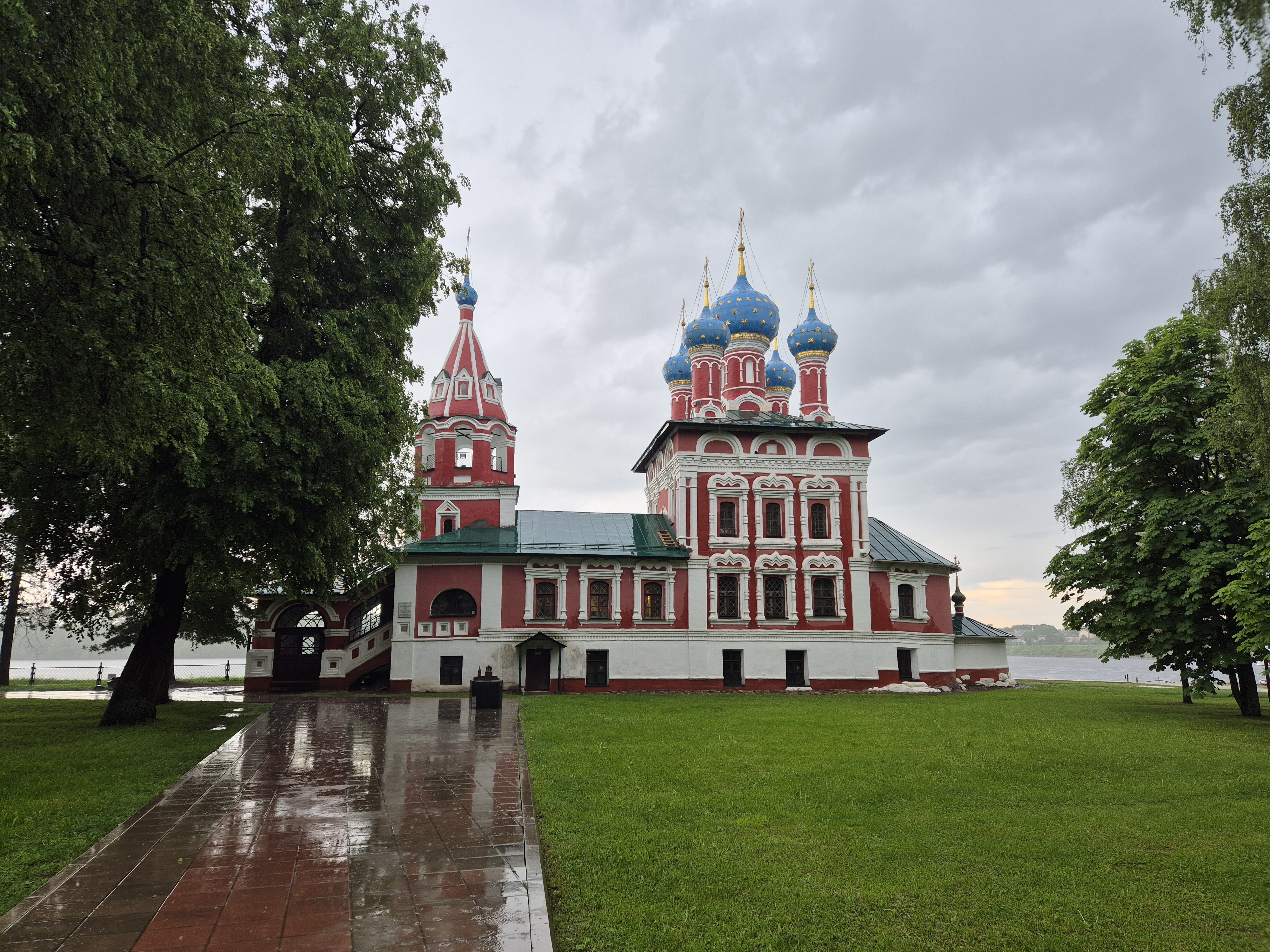Автобусная экскурсия по Угличу
