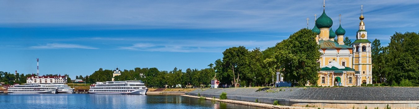 Пешеходная экскурсия по городу с посещением действующего монастыря, экскурсия по Кремлю, посещение Спасо-Преображенского собора ~ 2 ч