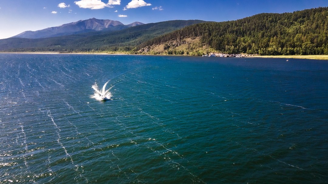 Чивыркуйский залив