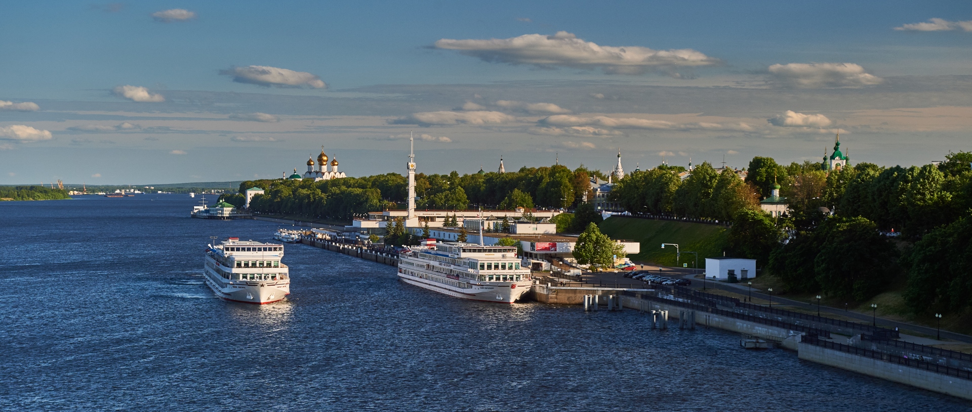 Первые теплоходы вышли в навигацию 2020