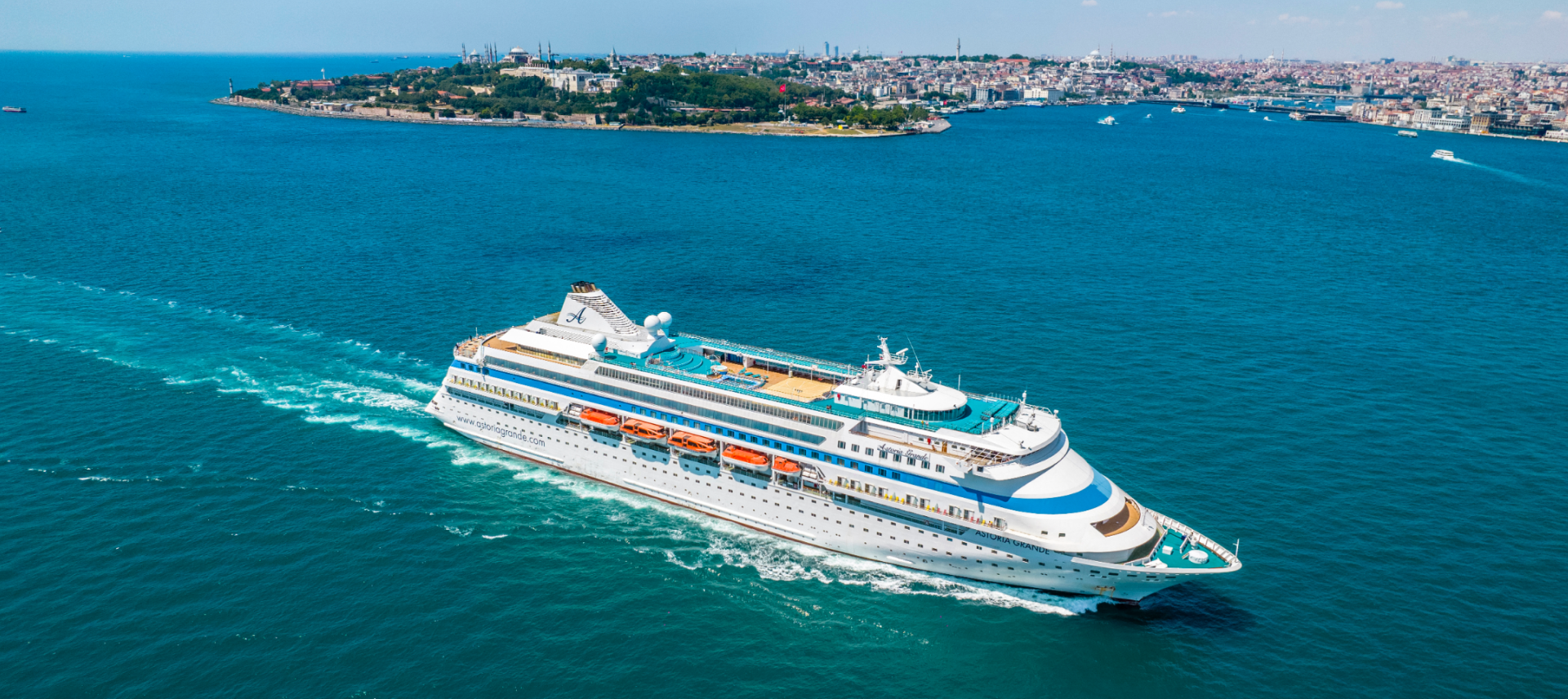 МОРСКИЕ КРУИЗЫ ПО ЧЕРНОМУ МОРЮ ОТ ПАРТНЕРОВ «ВОДОХОДЪ»