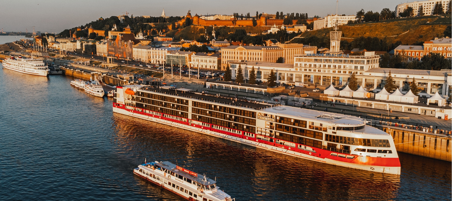 Круизы в столицу закатов становятся брендом