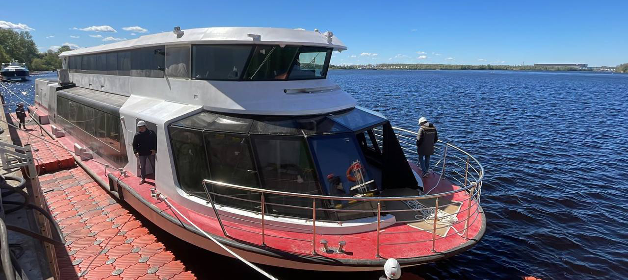 СОСТОЯЛСЯ СПУСК ПЕРВОГО ЭЛЕКТРОСУДНА «МОСКВА 2.0»