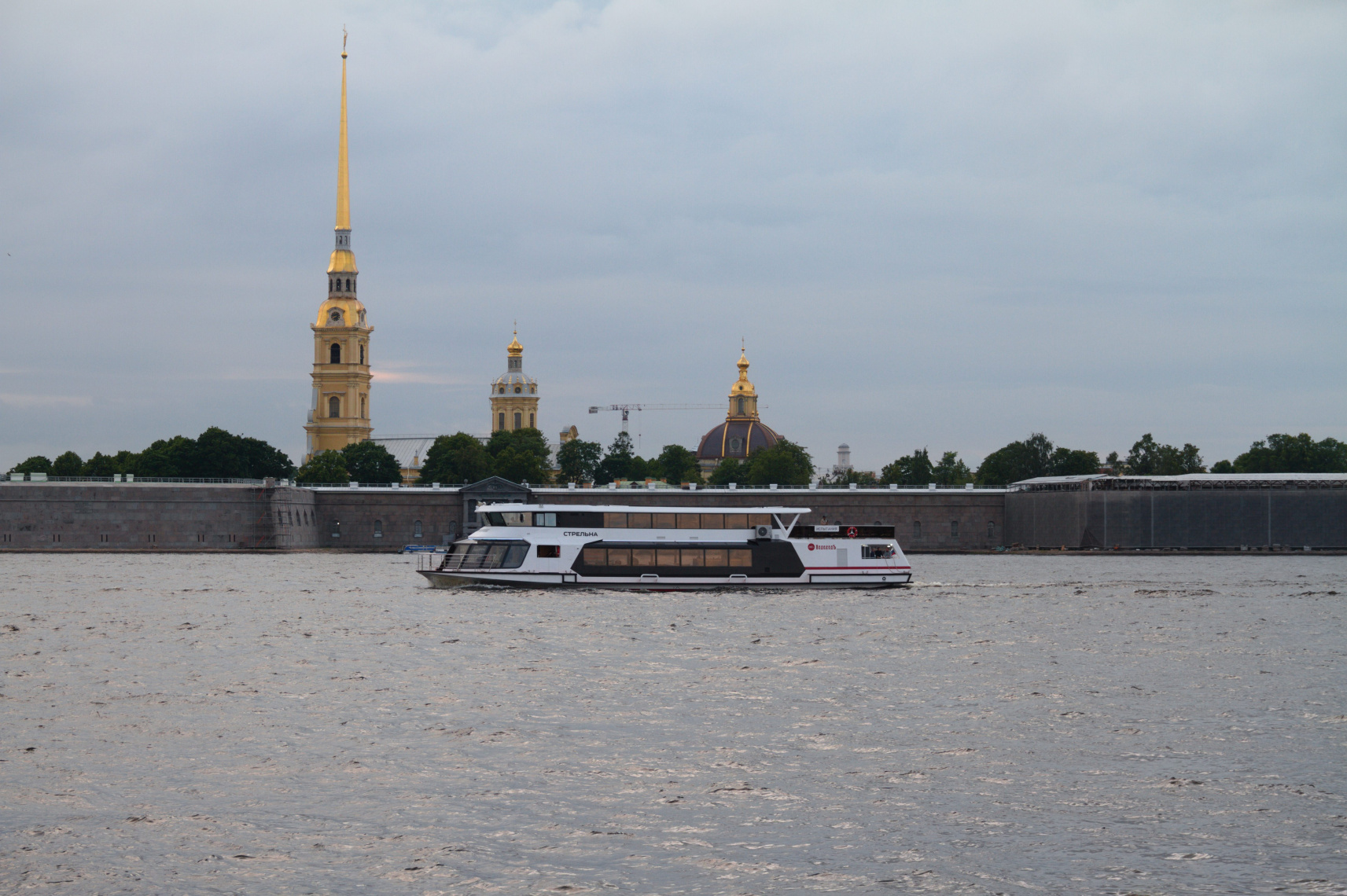 НА 20% ПАССАЖИРОВ БОЛЬШЕ: «ВОДОХОДЪ. ПАССАЖИРСКИЙ ПОРТ» ПОДВЕЛ ИТОГИ СЕЗОНА В САНКТ-ПЕТЕРБУРГЕ