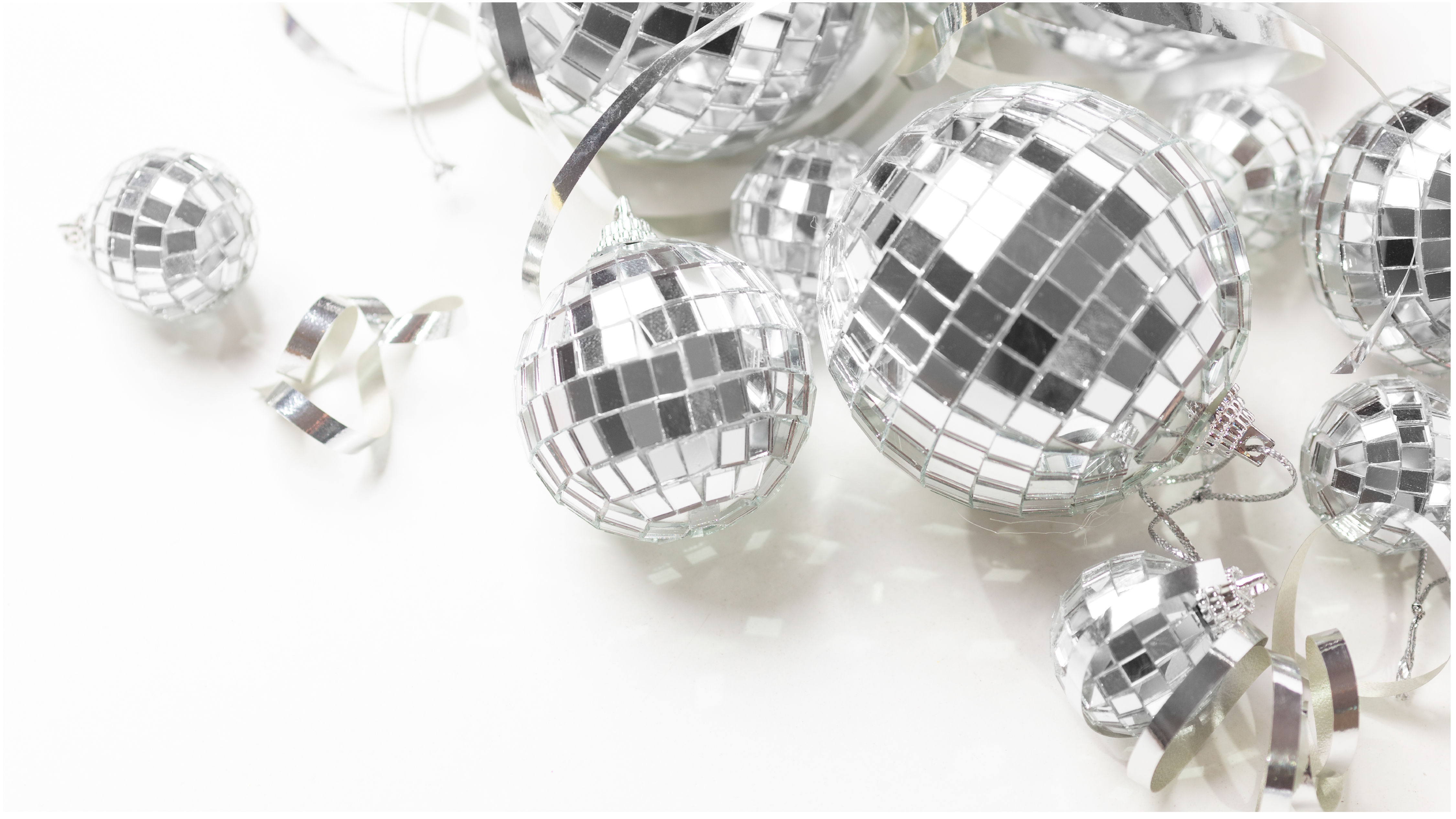 Белая вечеринка или Дискотека в белом