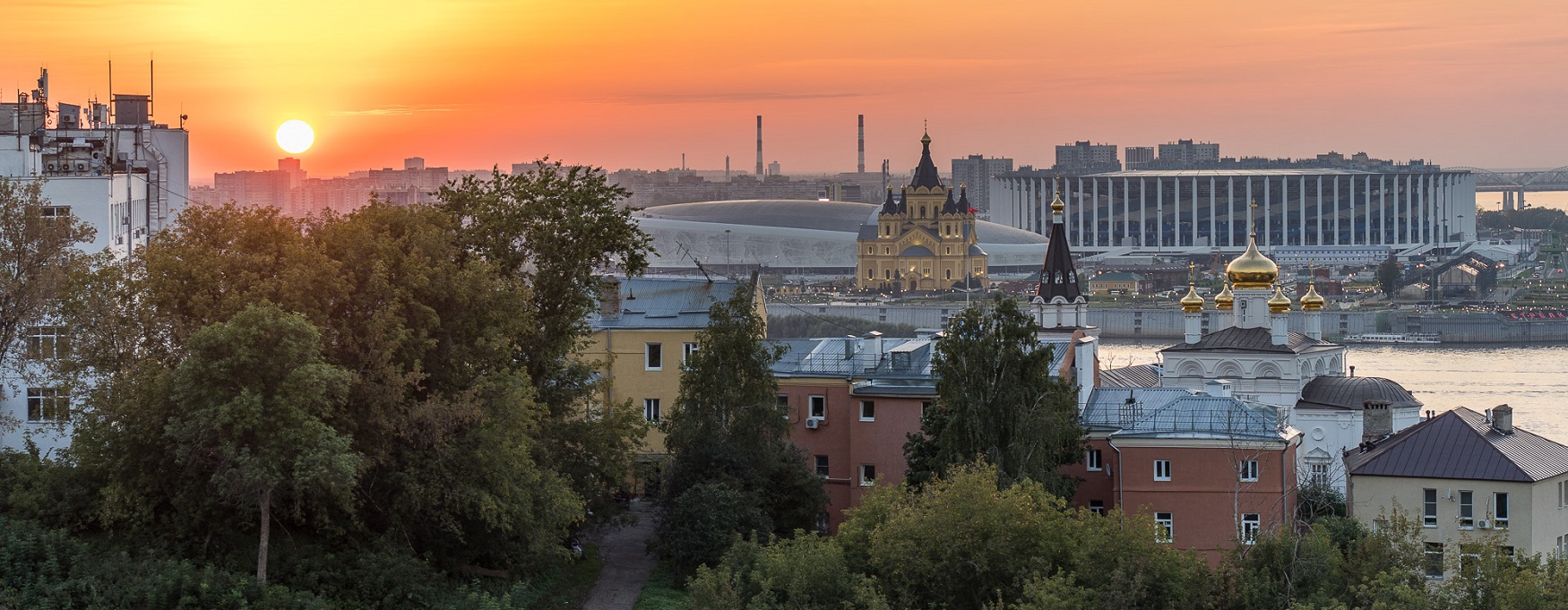 Информируем об ограничении движения в Нижнем Новгороде в период подготовки к параду 9 мая