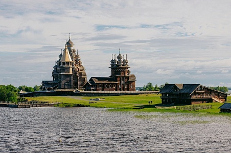 Карельский треугольник