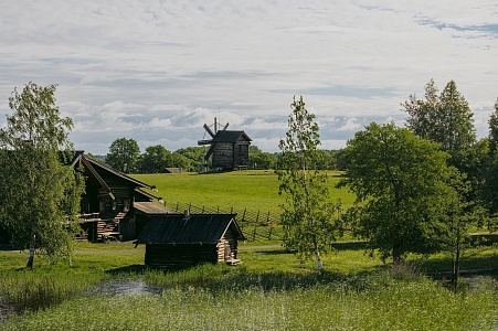 Карельский треугольник
