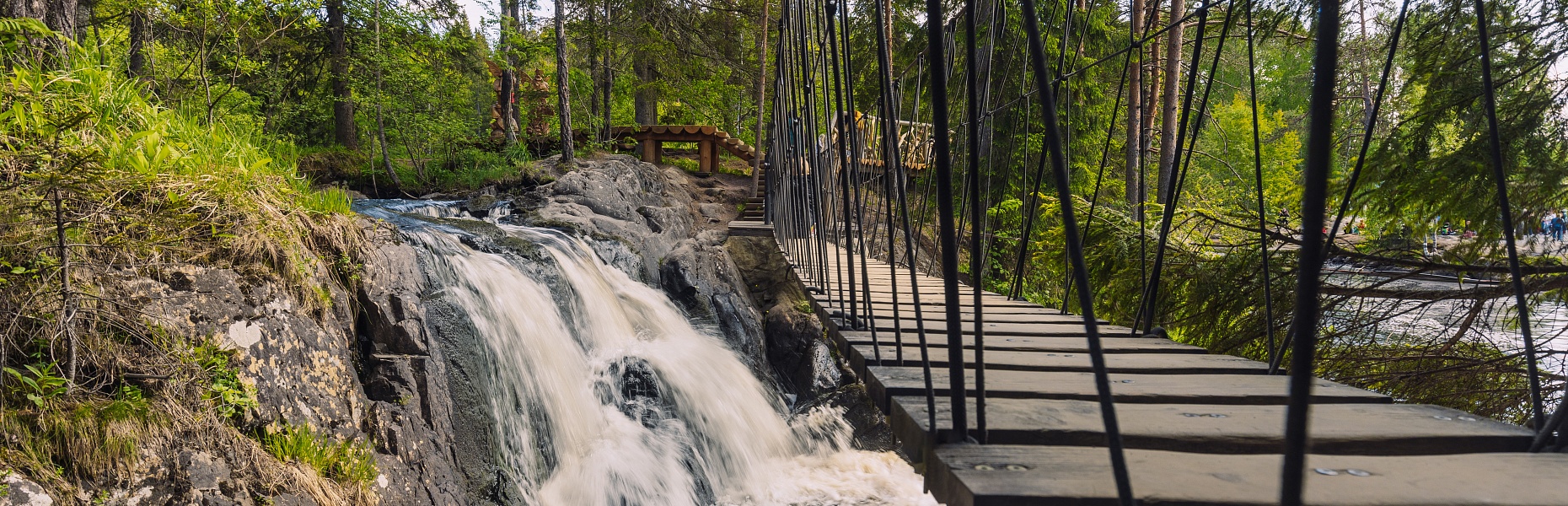 Куда поехать в апреле в России
