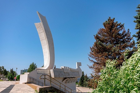К Сокольим горам