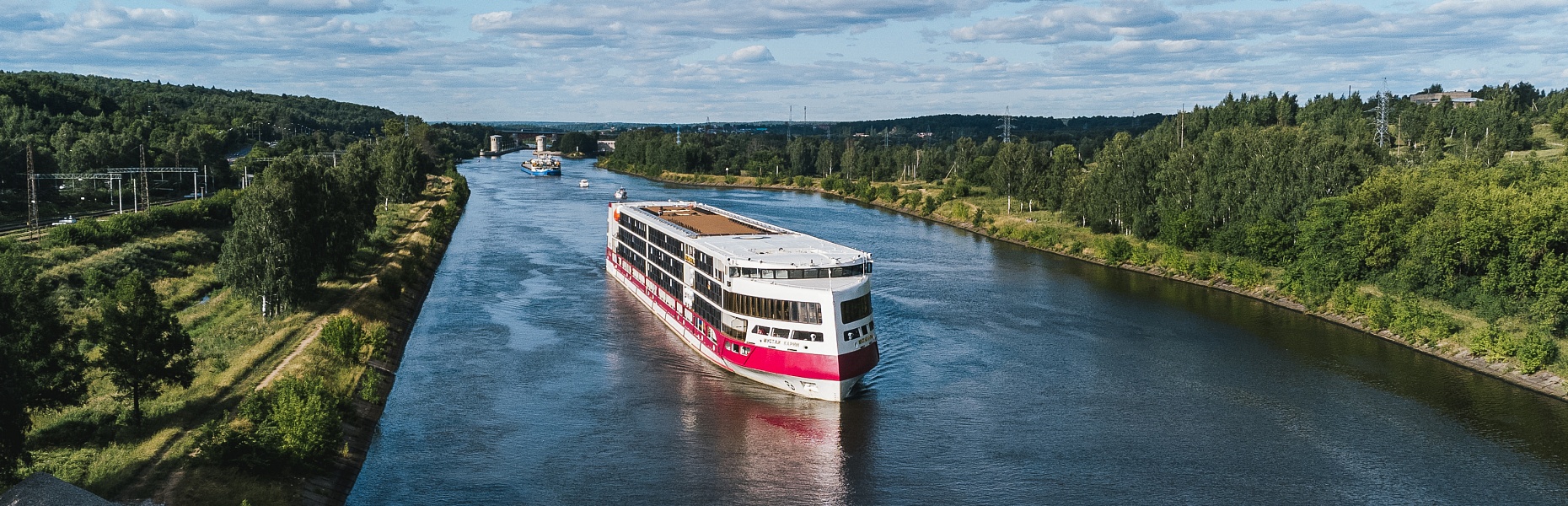 Ваш особенный отдых в «отеле на воде»